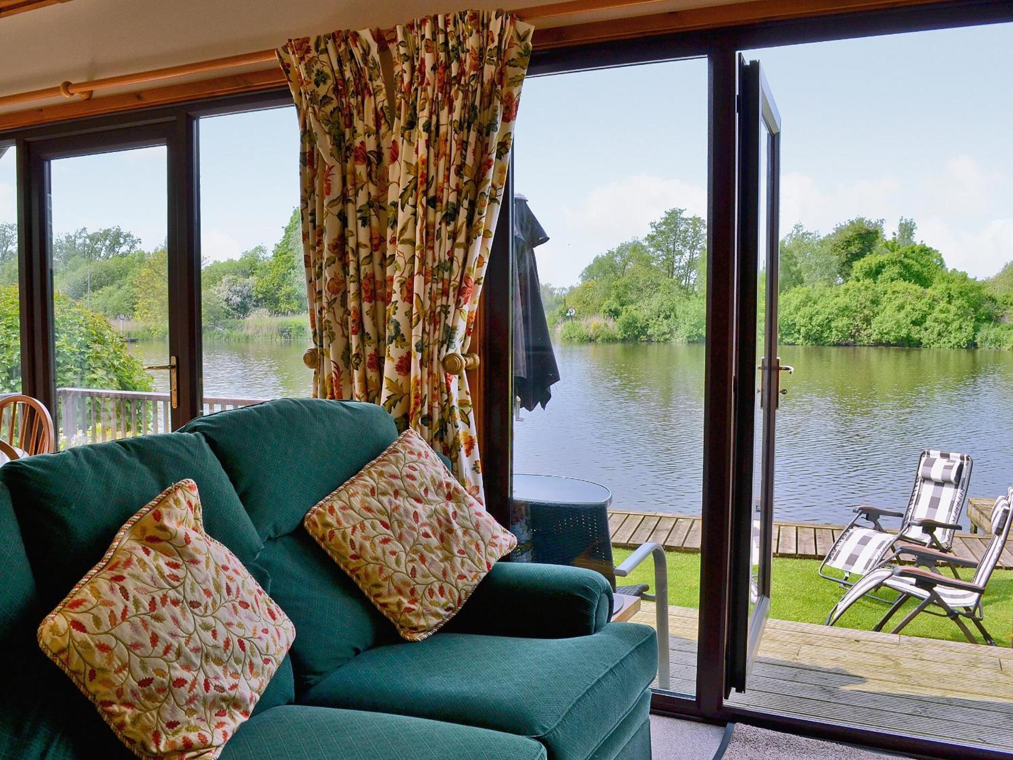 Herons View - 28279 Brundall ภายนอก รูปภาพ